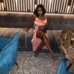 Meet your Posher, Wura